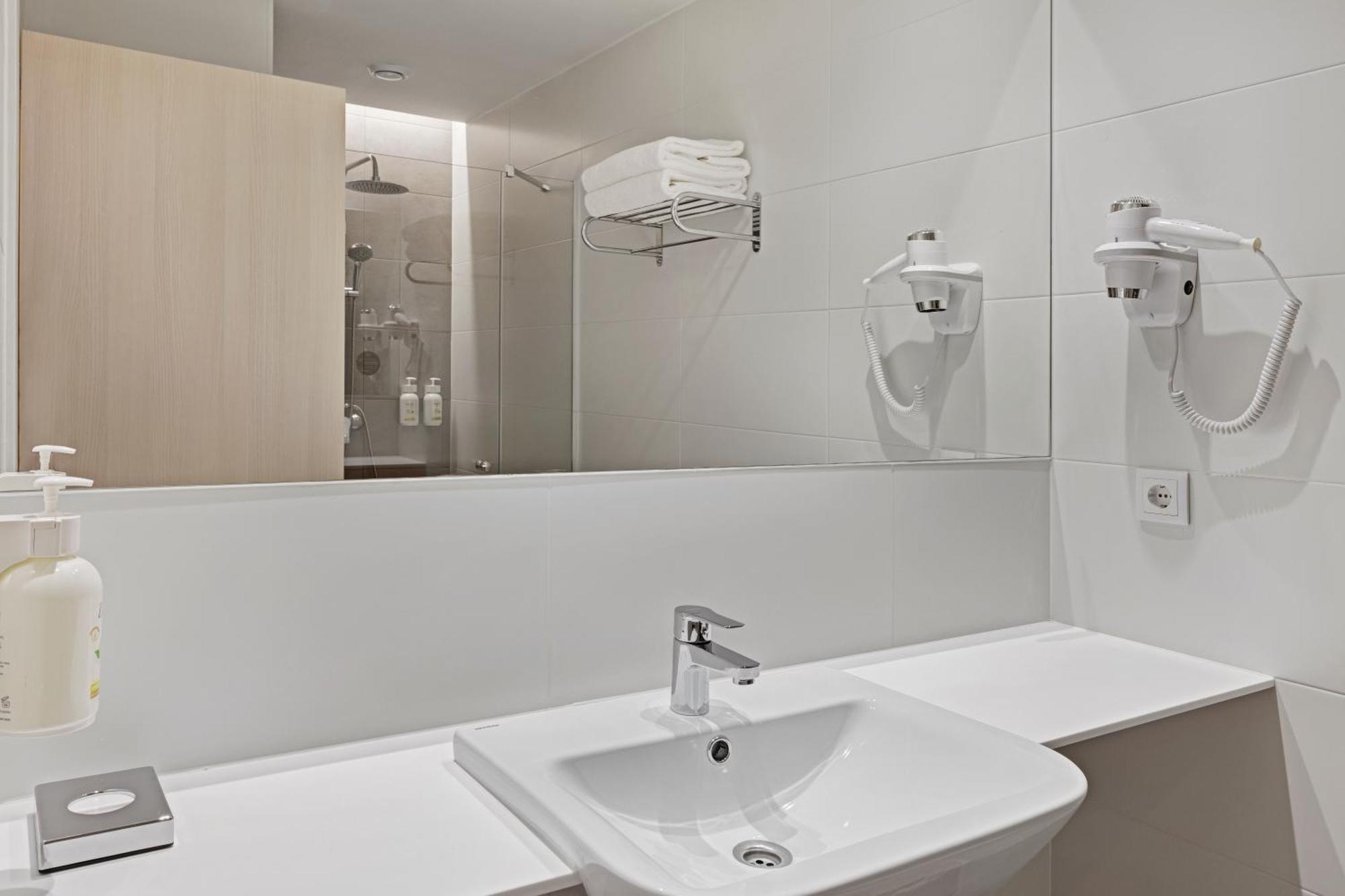 B&B Hotel Santiago Milladoiro Exteriér fotografie